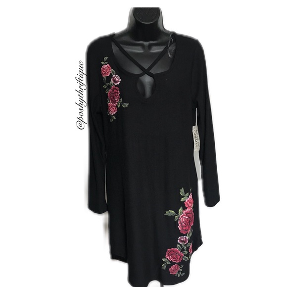 Derek Heart Dresses & Skirts - Womens Black Floral Detail Midi Dress XL